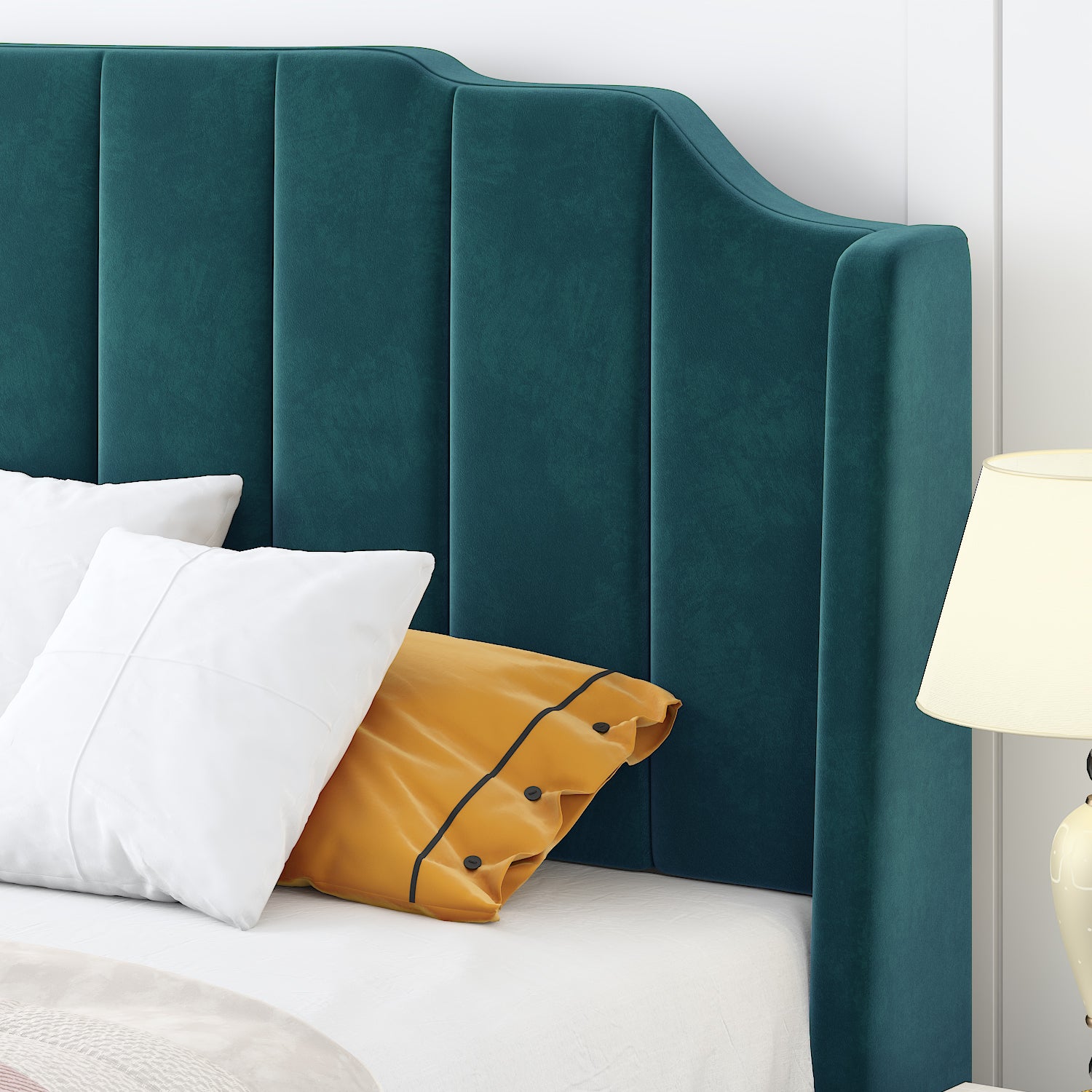 Einfach Queen Upholstered Platform Bed with Velvet Wingback