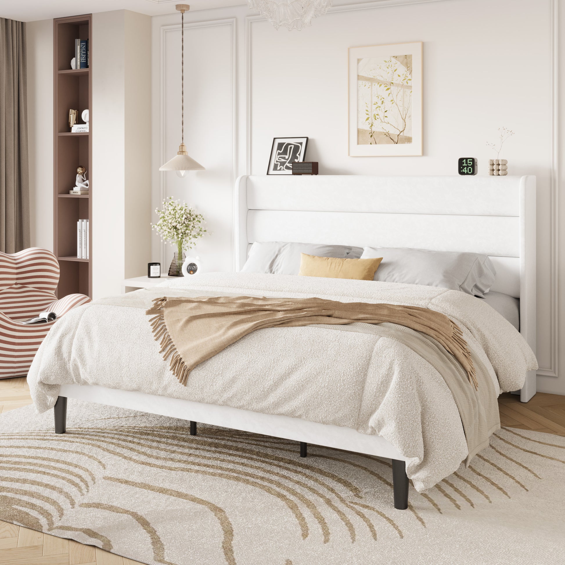 Einfach Luxury Velvet Upholstered Platform Bed Frame with Wingback Headboard