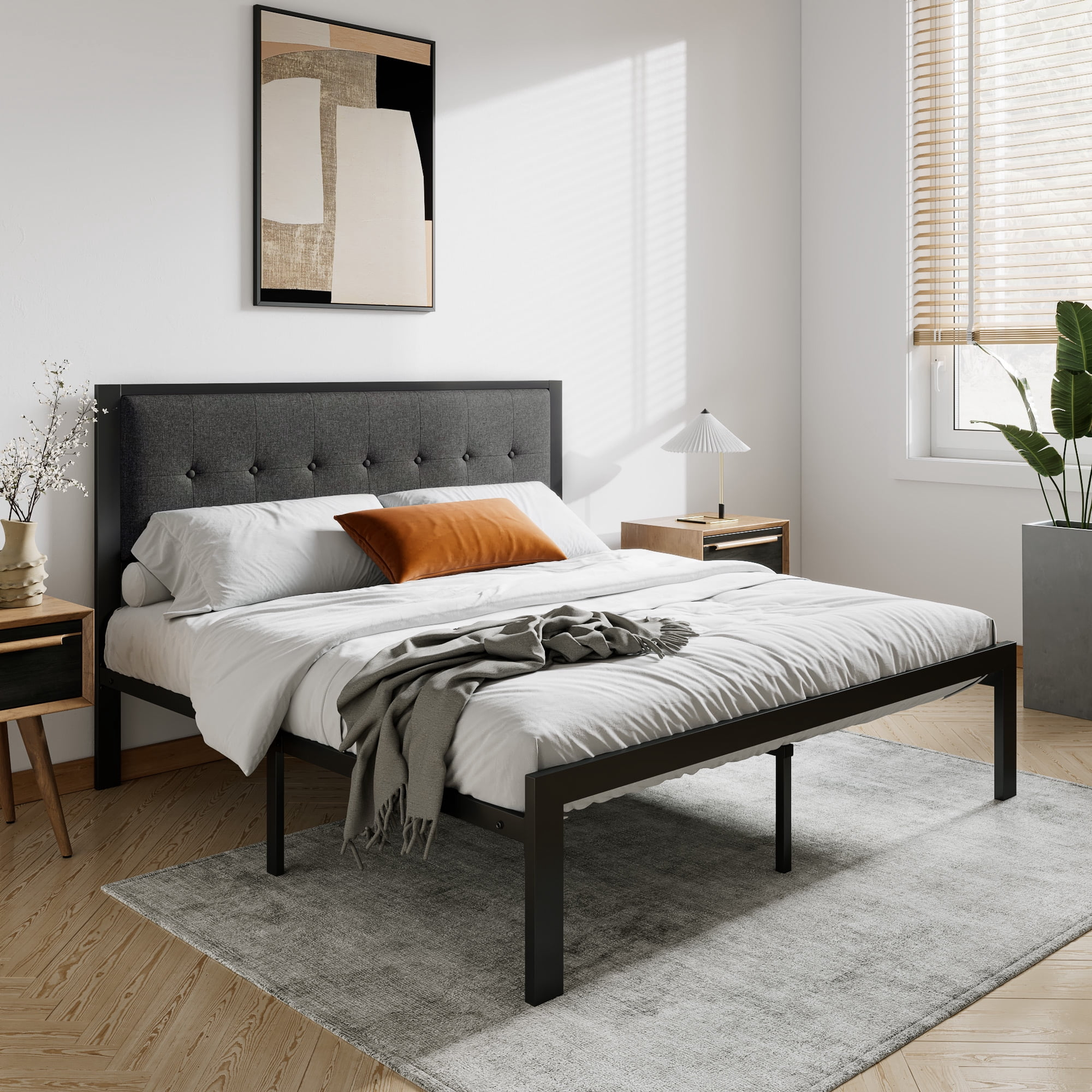 Einfach Platform Bed with Button Tufted Square Stitched Headboard